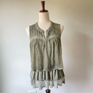 Artesia sage green sleeveless layered Boho top with lace Size small